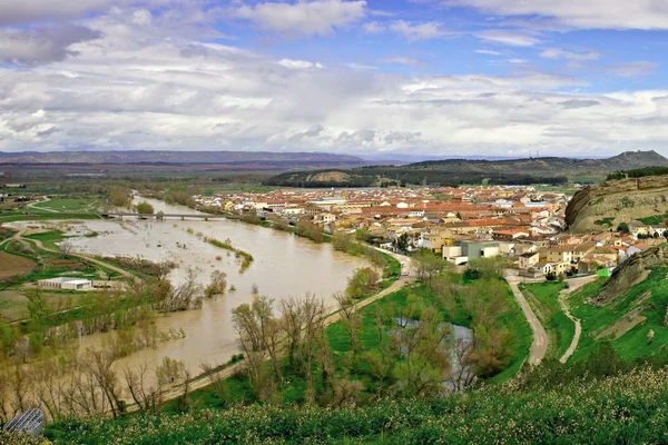 Caparroso, una de las localidades donde tapizamos